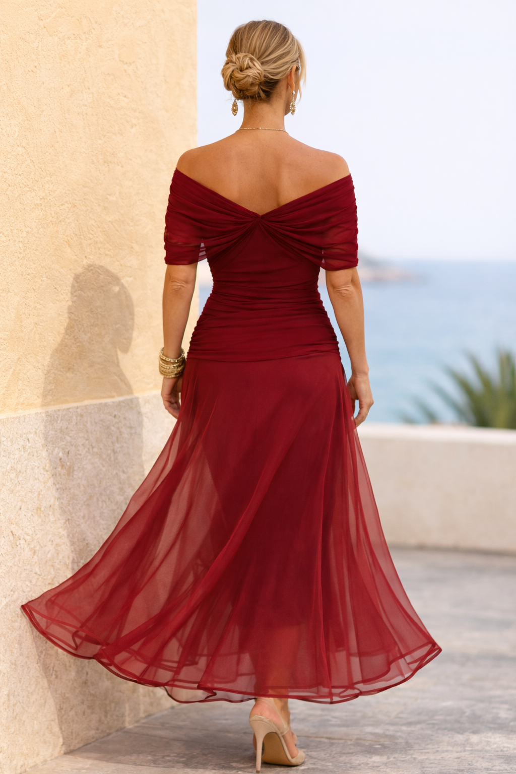 Eloria - Elegant Dress with V-Neck