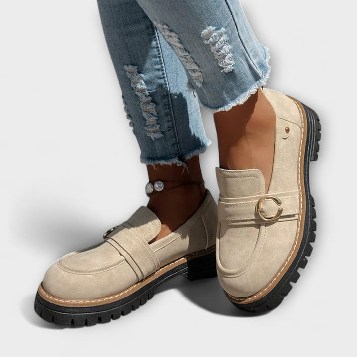 Lora - Round Toe Loafers