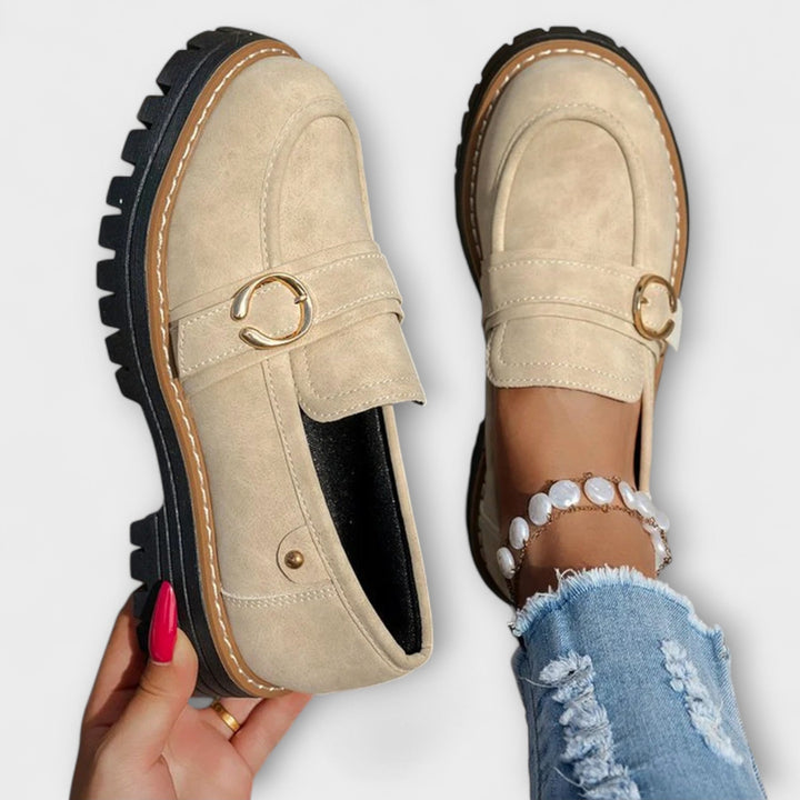 Lora - Round Toe Loafers