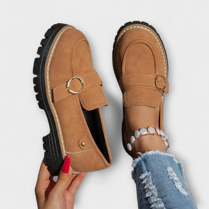 Lora - Round Toe Loafers