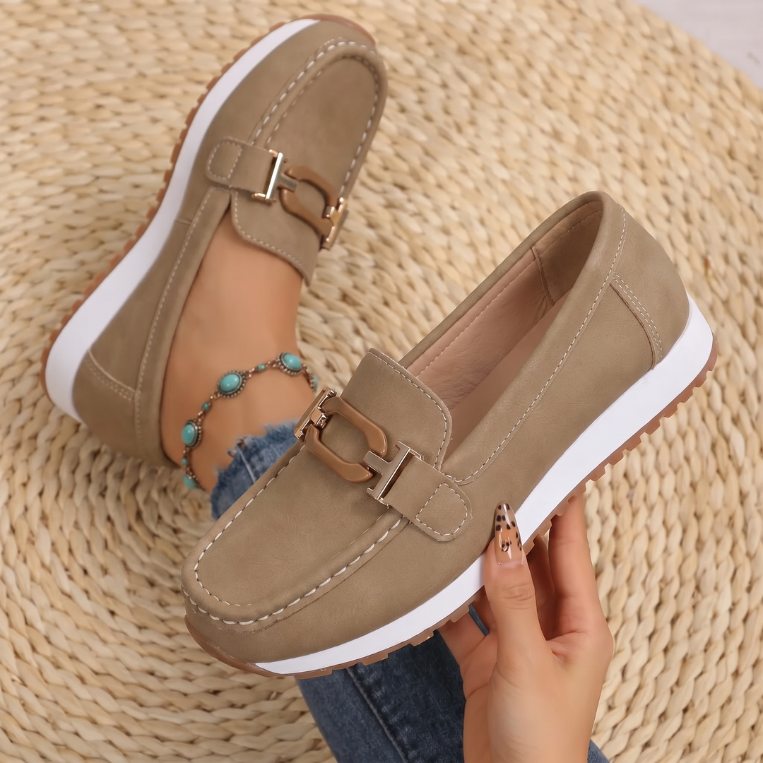 Naomi - Elegant Buckle Loafers
